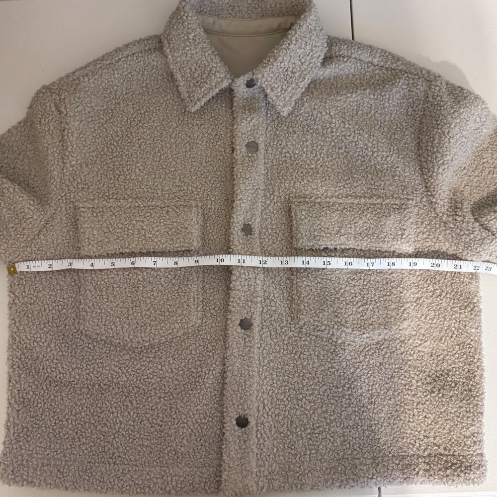 Vuori Sycamore Oversized Short Cozy Sherpa Jacket Shacket Dark Salt Women's S - Picture 8 of 9